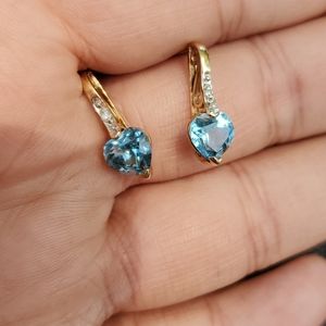 10kt gold heart dangle bar earrings